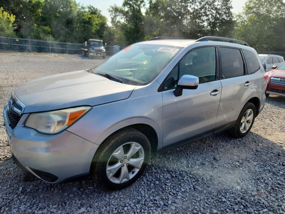 SUBARU FORESTER 2014 with VIN JF2SJAEC5EH457203 - Photo from auction