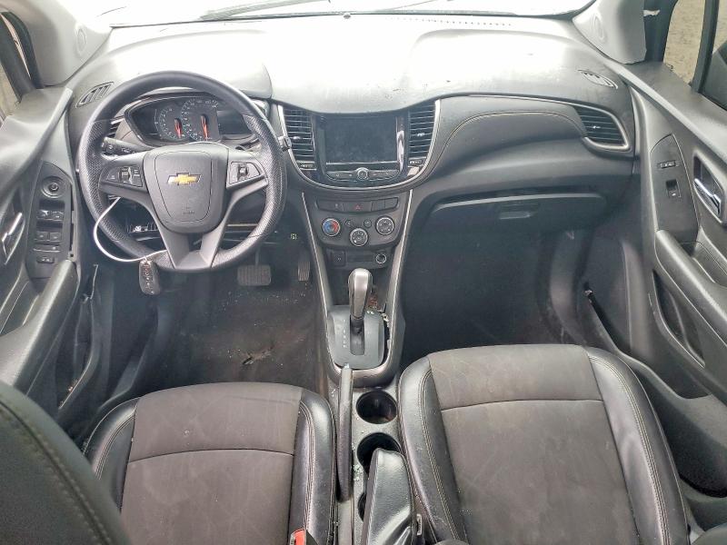 Photo 8 from auction – 2021 CHEVROLET TRAX with VIN KL7CJPSB0MB332013
