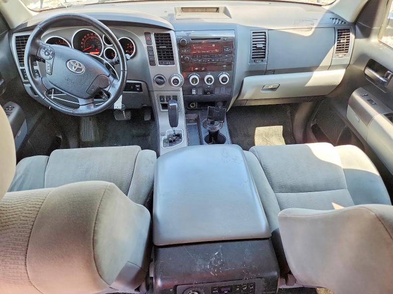 Photo 8 from auction – 2013 TOYOTA SEQUOIA with VIN 5TDBY5G15DS082730