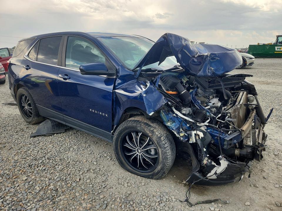 Photo 4 from auction – 2022 CHEVROLET EQUINOX with VIN 3GNAXUEV4NL297156