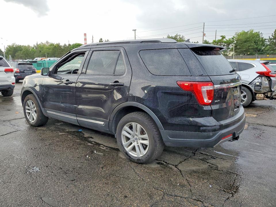Photo 2 from auction – 2019 FORD EXPLORER with VIN 1FM5K8D83KGB26227