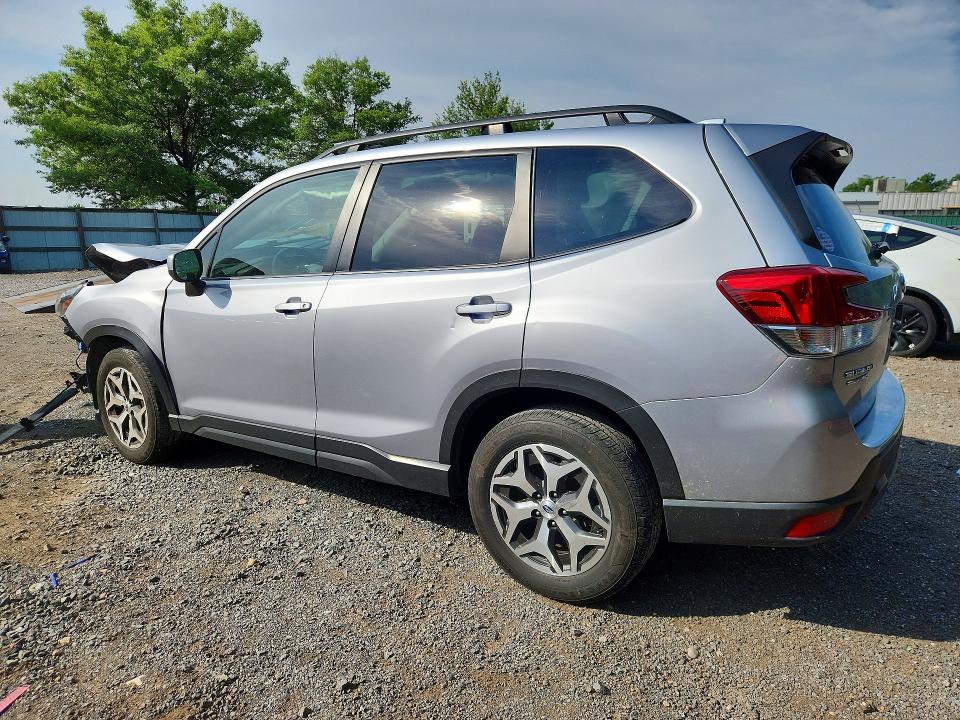Foto 2 de la subasta – 2023 SUBARU FORESTER con VIN JF2SKADC1PH444188