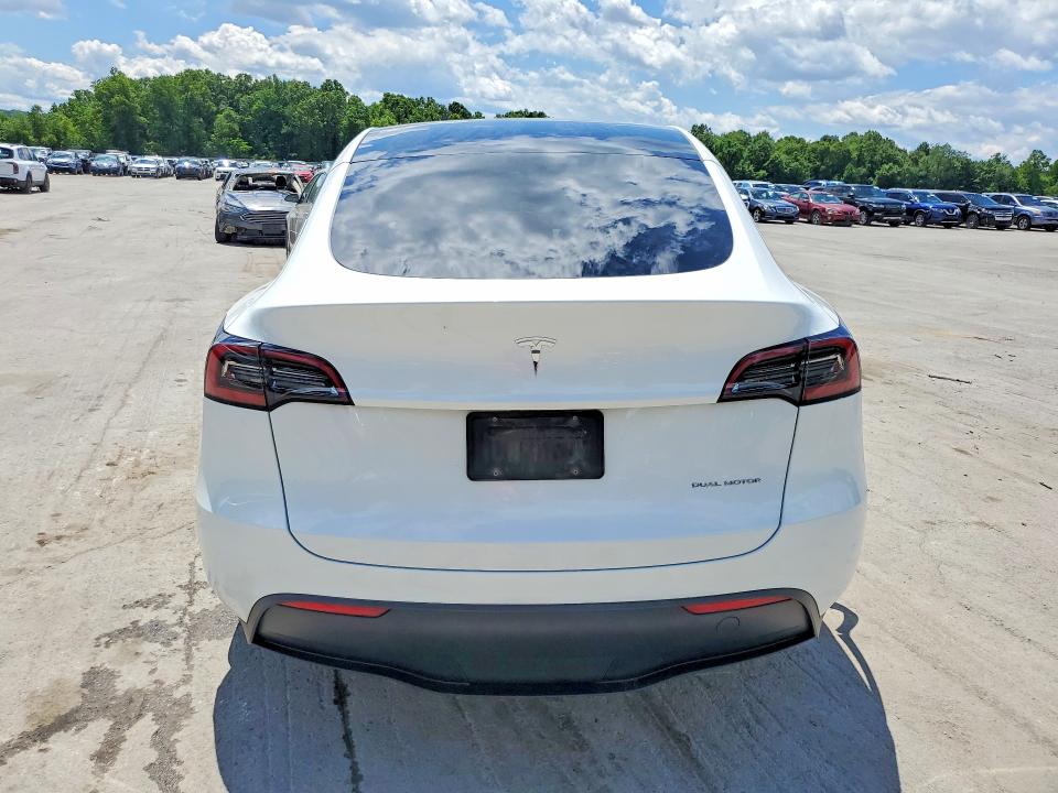 Photo 6 from auction – 2023 TESLA MODEL Y with VIN 7SAYGDEE7PF674980