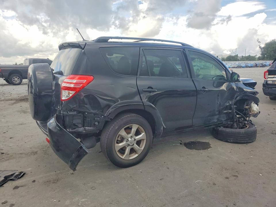 Photo 3 from auction – 2012 TOYOTA RAV4 with VIN JTMYF4DV5C5047417