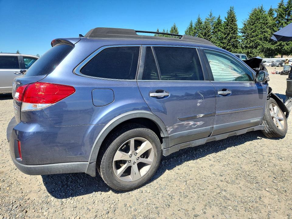 Photo 3 from auction – 2014 SUBARU OUTBACK with VIN 4S4BRBPC2E3296845