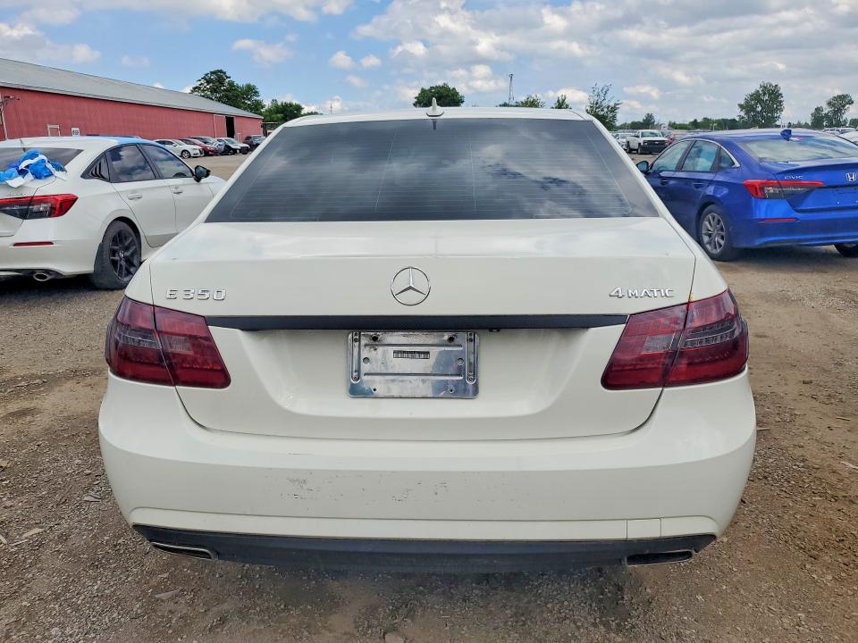 Photo 6 from auction – 2010 MERCEDES-BENZ E with VIN WDDHF8HB8AA125142