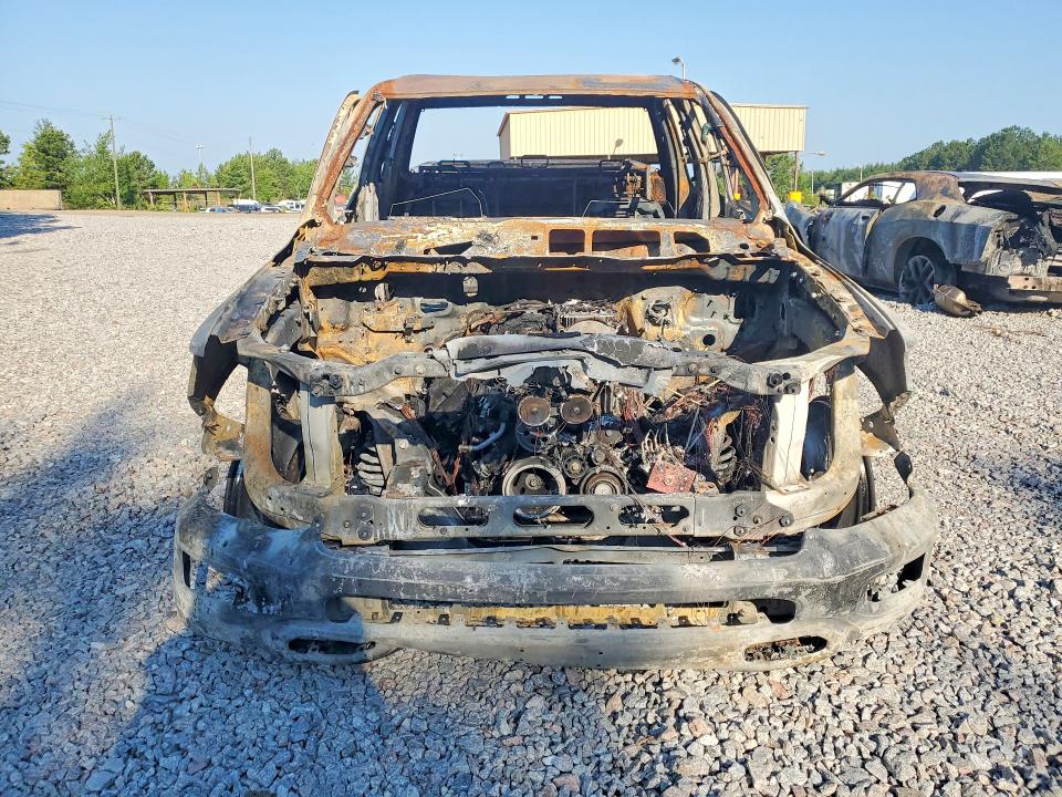 Photo 5 from auction – 2024 RAM 1500 with VIN 1C6RRECT1RN195002