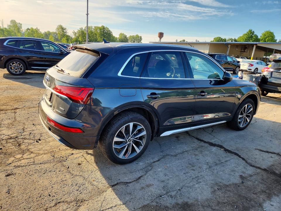 صورة رقم 3 من المزاد - 2021 AUDI Q5 مع VIN WA1AAAFY1M2002820