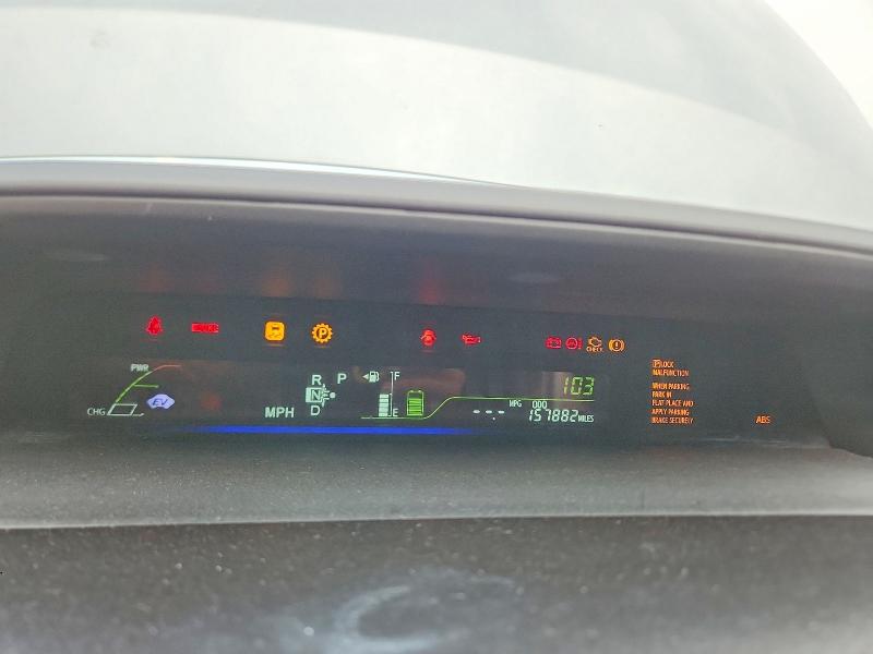 Photo 9 from auction – 2013 TOYOTA PRIUS V with VIN JTDZN3EU0D3234522