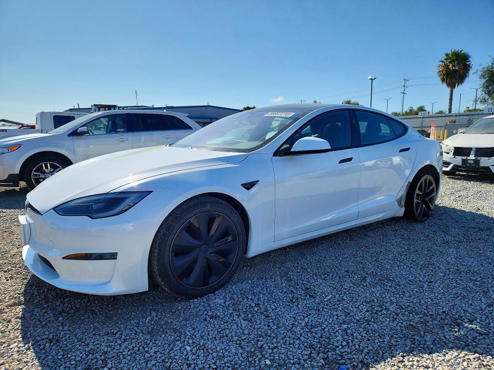 TESLA MODEL S 2023 with VIN 5YJSA1E52PF522981 - Photo from auction