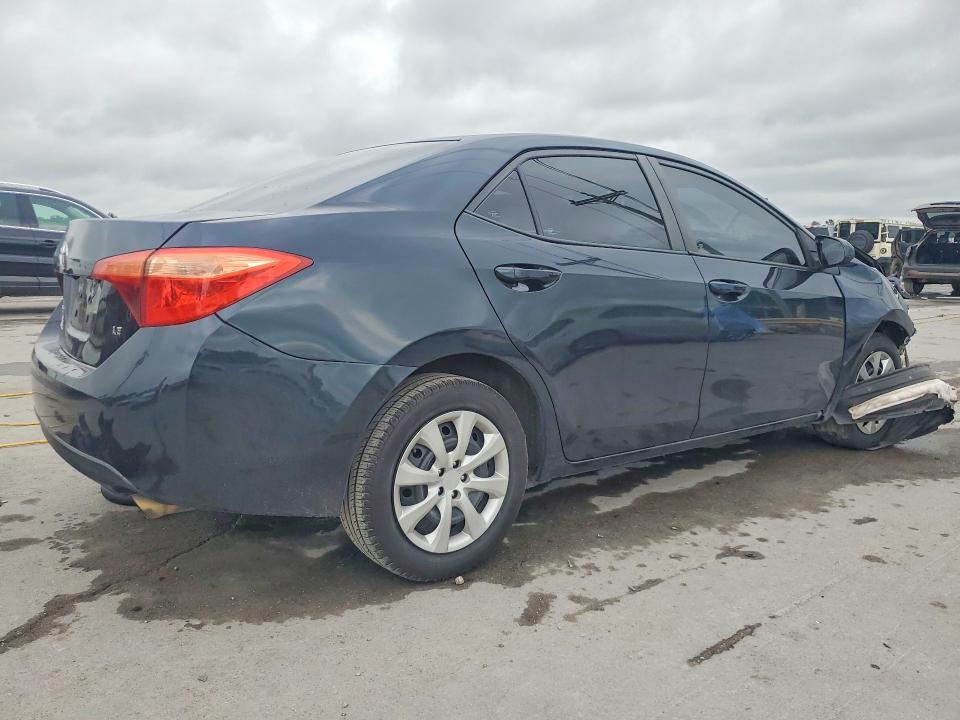 Photo 3 from auction – 2017 TOYOTA COROLLA with VIN 2T1BURHE7HC820191