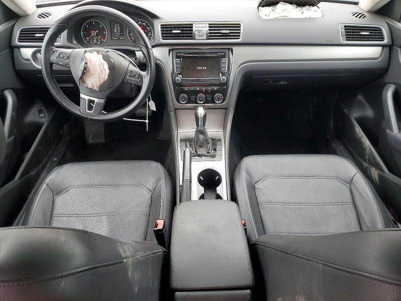 Photo 8 from auction – 2015 VOLKSWAGEN PASSAT with VIN 1VWBV7A3XFC053661
