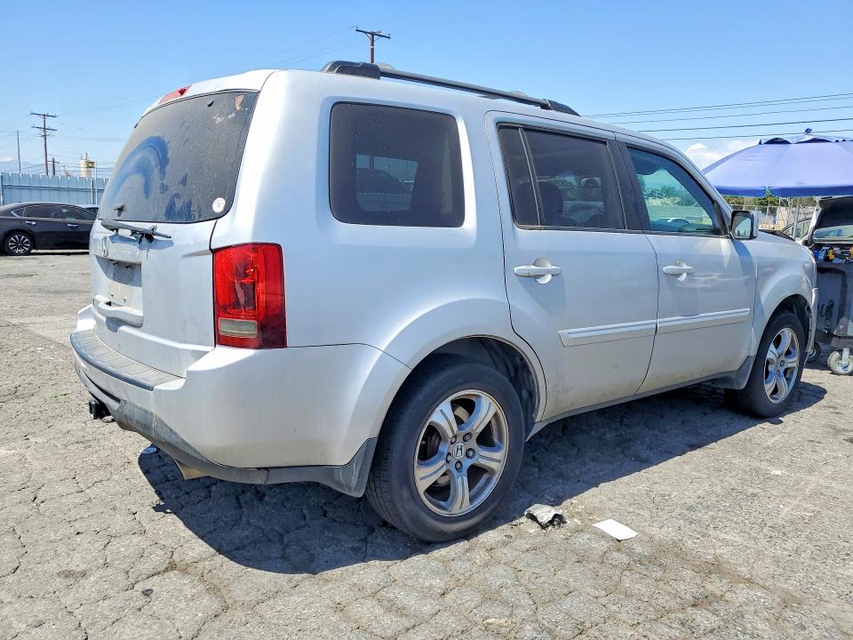 Photo 3 from auction – 2012 HONDA PILOT with VIN 5FNYF3H67CB004922