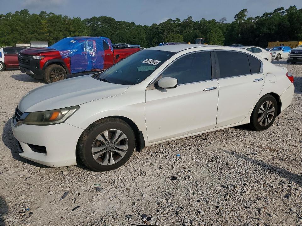 HONDA ACCORD 2015 with VIN 1HGCR2F37FA167265 - Photo from auction