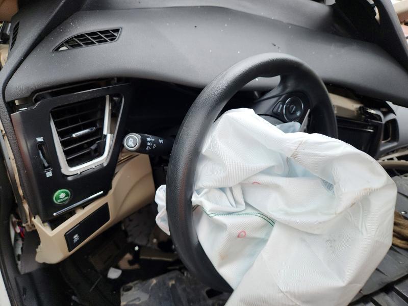 Photo 9 from auction – 2015 HONDA CIVIC with VIN 19XFB2F70FE119039