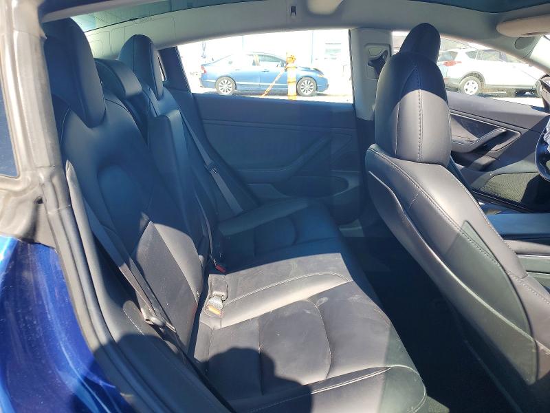 Photo 11 from auction – 2018 TESLA MODEL 3 with VIN 5YJ3E1EB9JF063907
