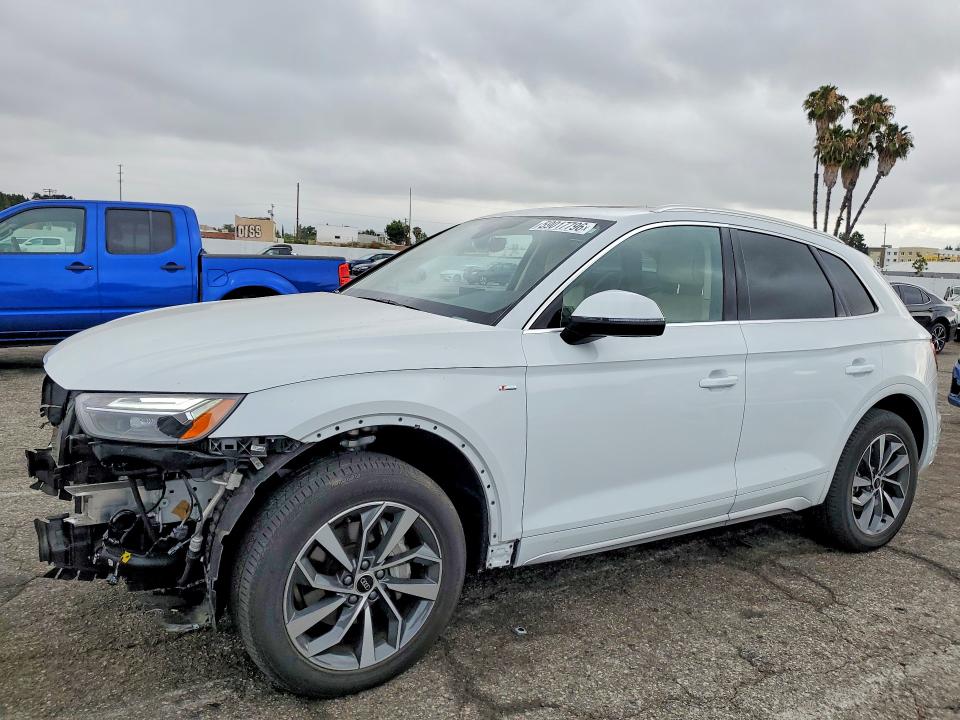AUDI Q5 2023 con VIN WA1EAAFY2P2153378 - Foto de la subasta