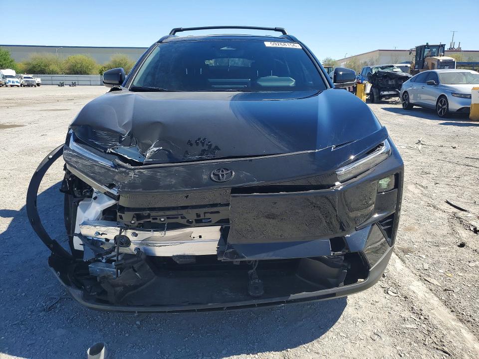 Foto 5 de la subasta – 2026 TOYOTA C-HR con VIN JTMAAAAD7TJ011777