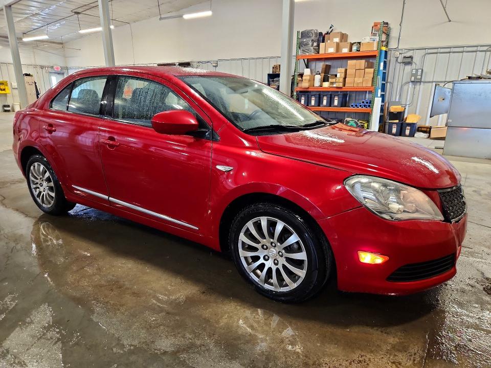 Photo 4 from auction – 2013 SUZUKI KIZASHI with VIN JS2RF9A33D6100279