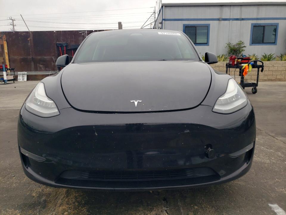 Photo 5 from auction – 2023 TESLA MODEL Y with VIN 7SAYGDEE4PA121460