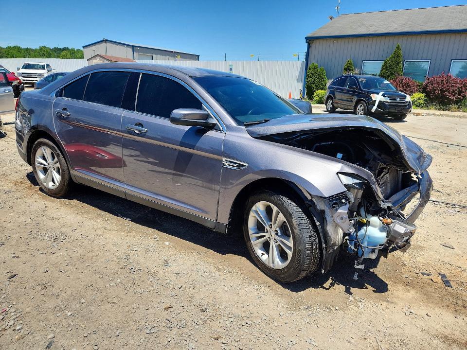 Photo 4 from auction – 2014 FORD TAURUS with VIN 1FAHP2E83EG163738
