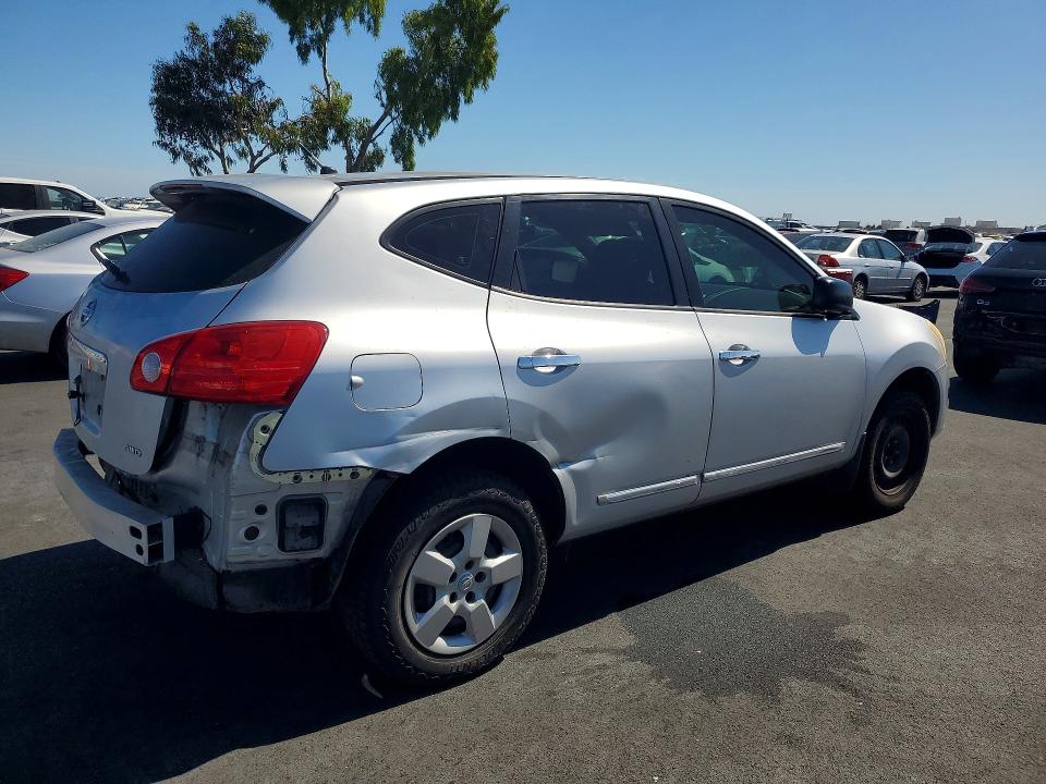 Photo 3 from auction – 2011 NISSAN ROGUE with VIN JN8AS5MV3BW666260