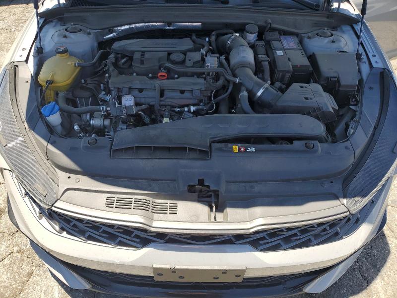 Photo 11 from auction – 2021 KIA K5 with VIN 5XXG64J20MG038112