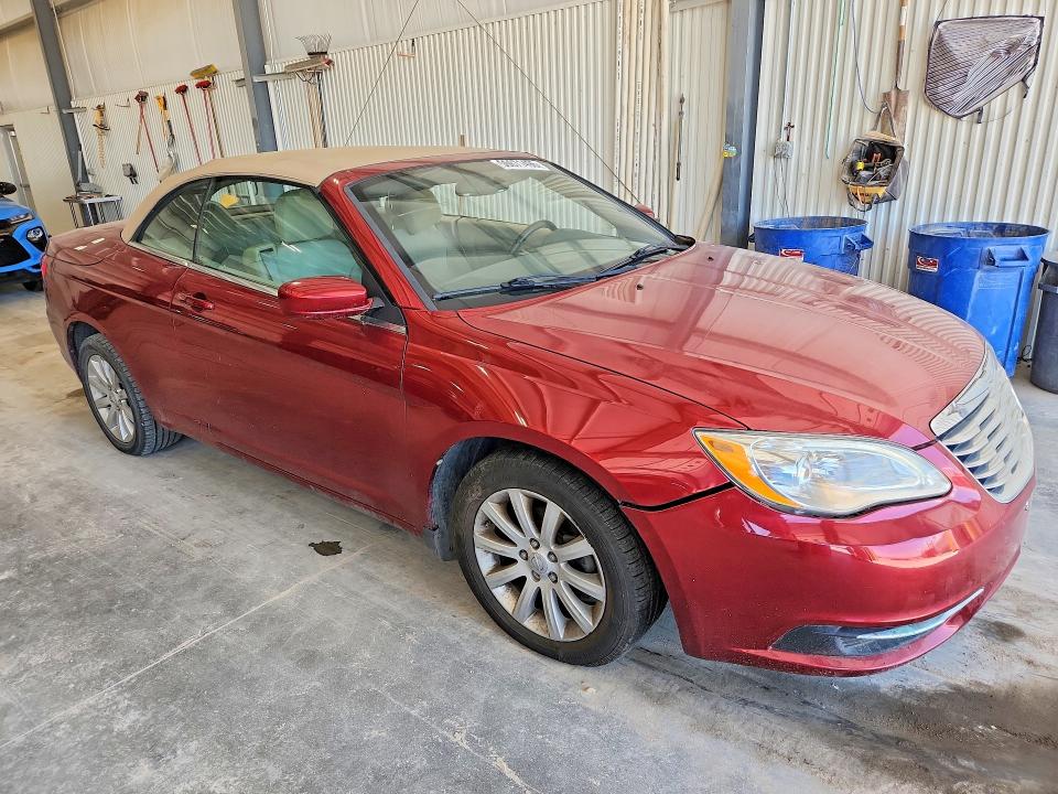 Фото 4 с аукциона – 2011 CHRYSLER 200 с VIN 1C3BC2EGXBN529323