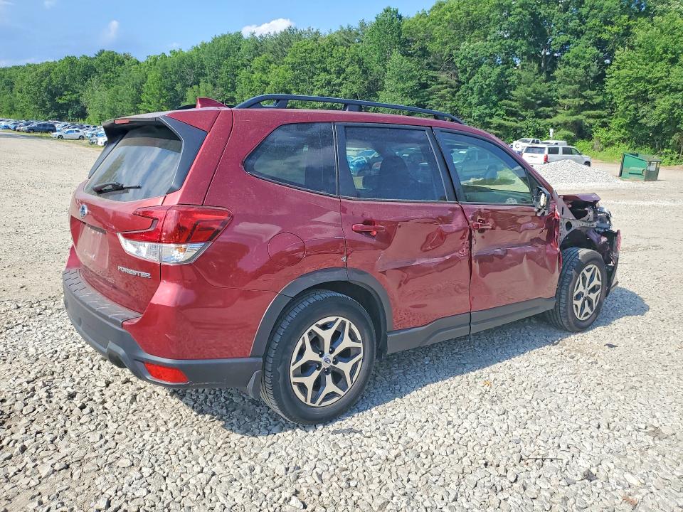 Photo 3 from auction – 2022 SUBARU FORESTER with VIN JF2SKAECXNH420967