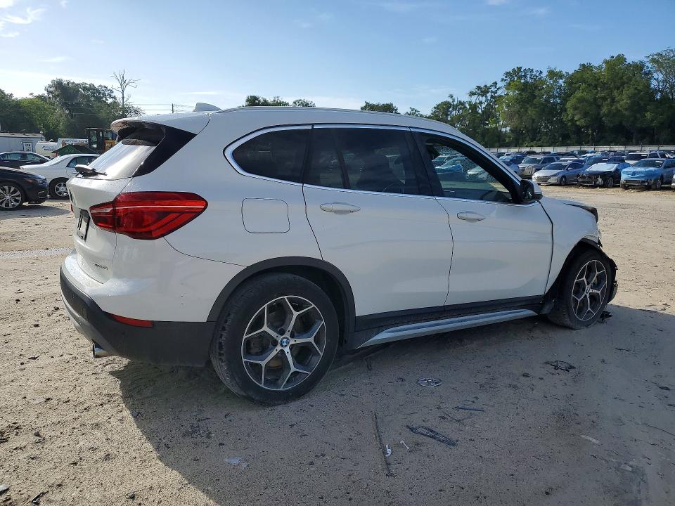 Photo 3 from auction – 2019 BMW X1 with VIN WBXHU7C54K5L10992