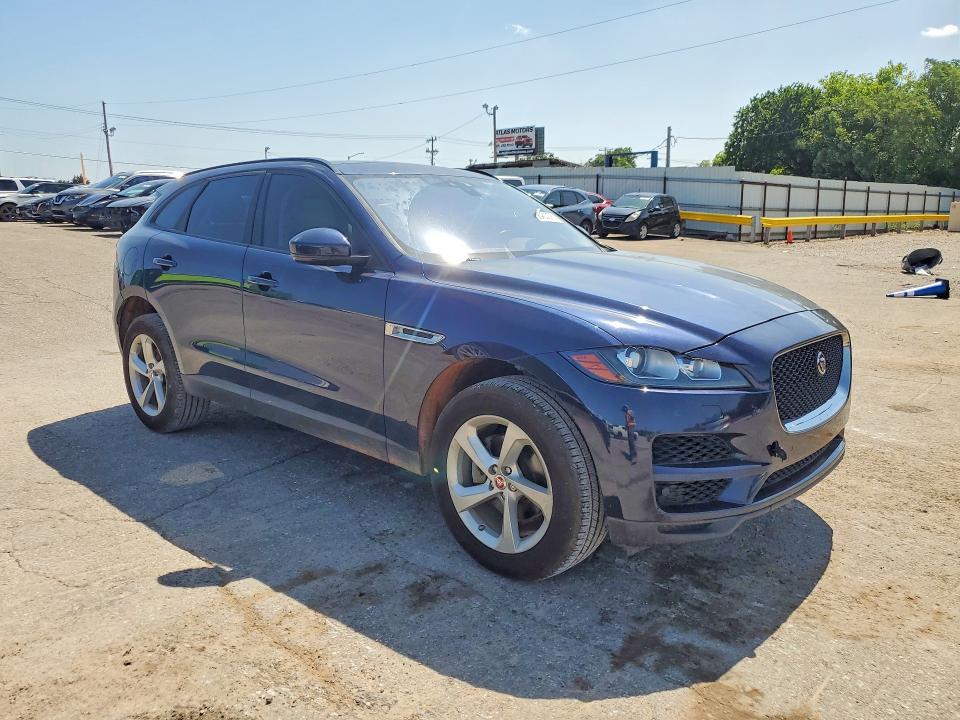 Photo 4 from auction – 2018 JAGUAR F-PACE with VIN SADCJ2FX6JA267962