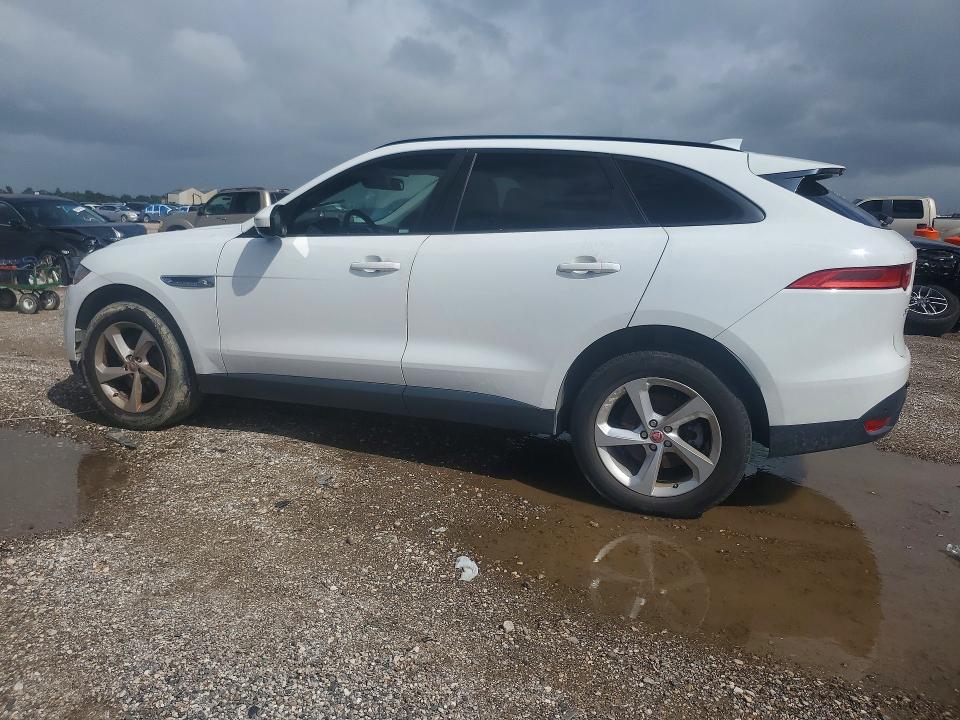 Photo 2 from auction – 2017 JAGUAR F-PACE with VIN SADCJ2BV1HA074469