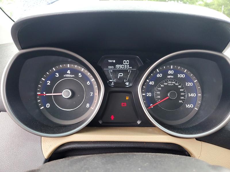Photo 9 from auction – 2011 HYUNDAI ELANTRA with VIN 5NPDH4AE2BH020932