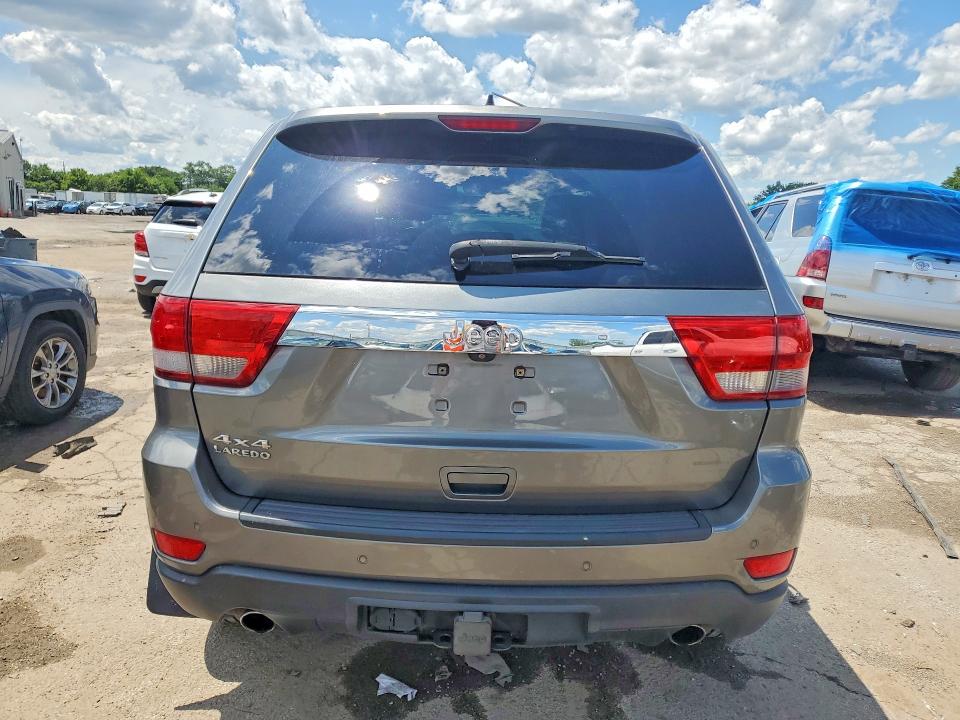 Photo 6 from auction – 2012 JEEP GRAND CHEROKEE with VIN 1C4RJFAT1CC184903