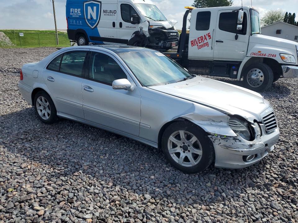 Photo 4 from auction – 2008 MERCEDES-BENZ E with VIN WDBUF22X58B195095