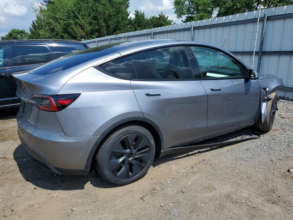 Photo 3 from auction – 2024 TESLA MODEL Y with VIN 7SAYGDEEXRA302520