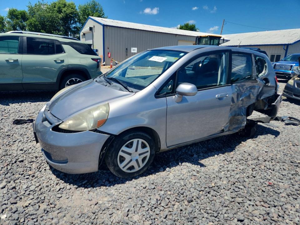 HONDA FIT 2007 with VIN JHMGD384X7S050719 - Photo from auction