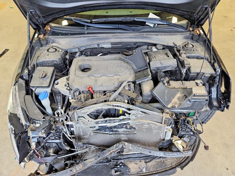 Photo 11 from auction – 2018 KIA OPTIMA with VIN 5XXGU4L30JG246076