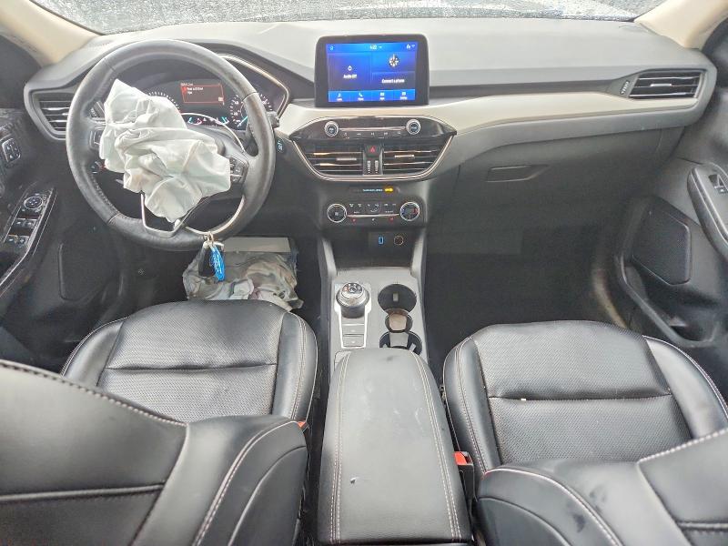 Photo 8 from auction – 2020 FORD ESCAPE with VIN 1FMCU9H65LUC46355