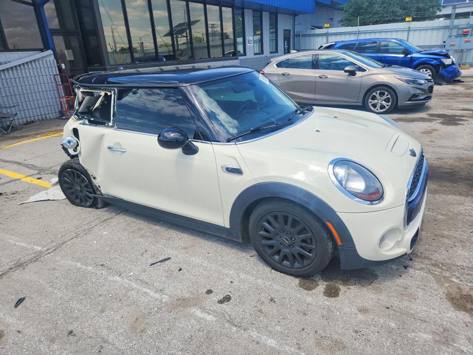 Photo 4 from auction – 2015 MINI COOPER with VIN WMWXP7C59F2A33246