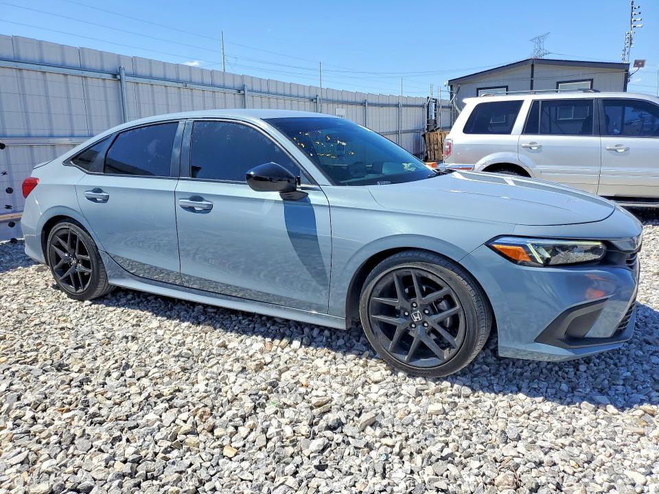 Photo 4 from auction – 2022 HONDA CIVIC with VIN 2HGFE2F52NH550881
