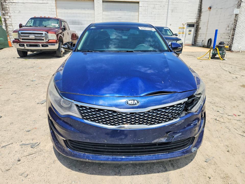 Photo 5 from auction – 2016 KIA OPTIMA with VIN 5XXGU4L38GG034163