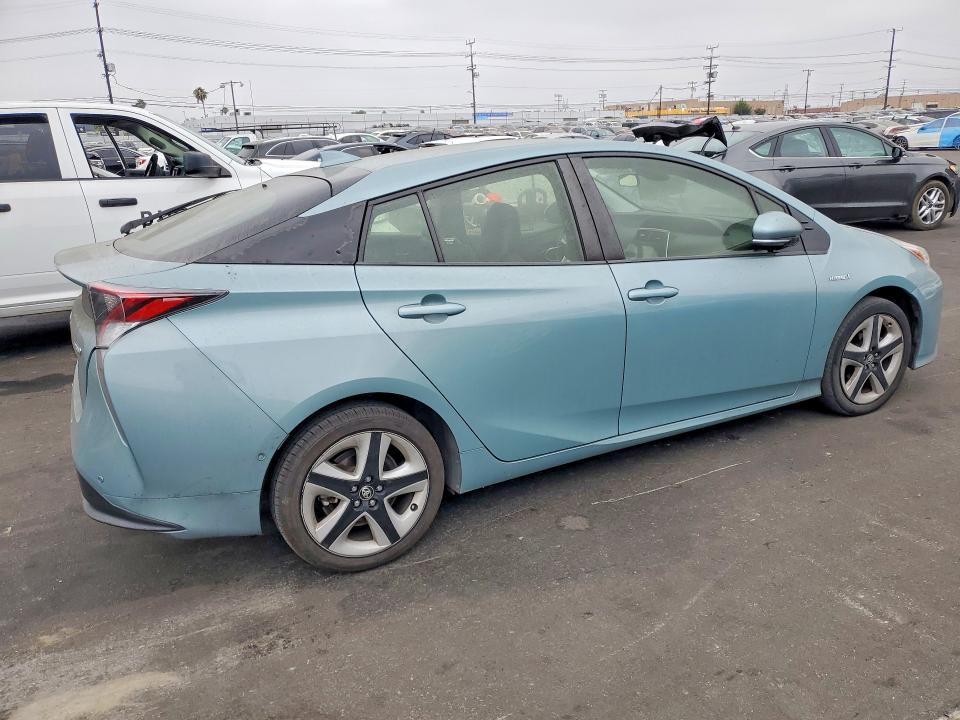 Photo 3 from auction – 2017 TOYOTA PRIUS with VIN JTDKARFU6H3046446