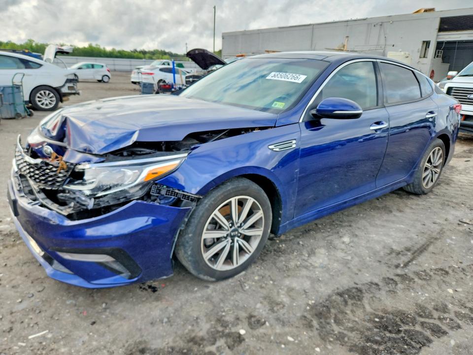 KIA OPTIMA 2019 with VIN 5XXGU4L15KG305915 - Photo from auction