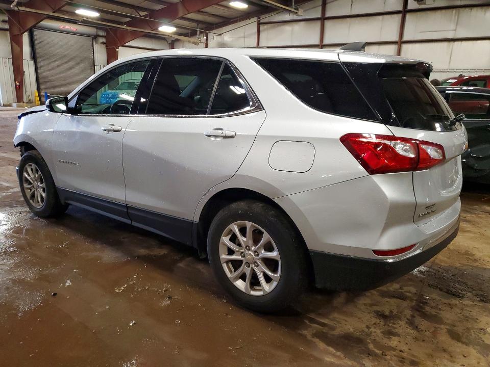 Photo 2 from auction – 2019 CHEVROLET EQUINOX with VIN 3GNAXTEV0KS600011
