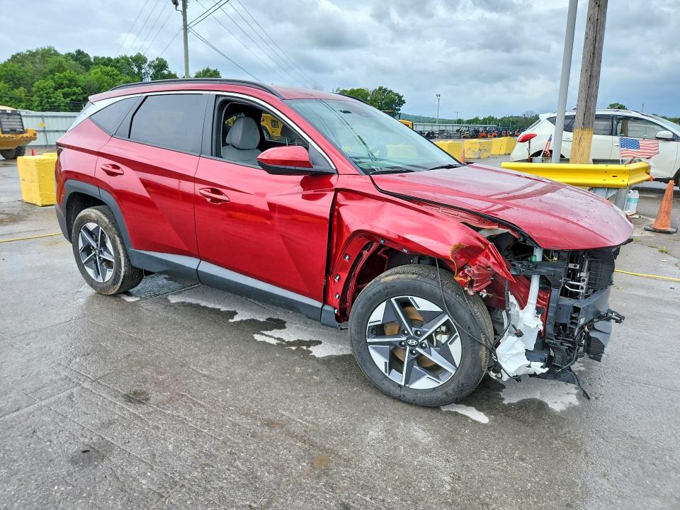 Photo 4 from auction – 2025 HYUNDAI TUCSON with VIN 5NMJBCDE0SH565423