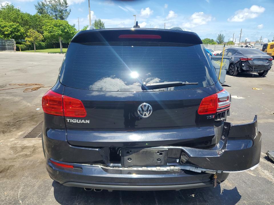 Photo 6 from auction – 2016 VOLKSWAGEN TIGUAN with VIN WVGAV7AX5GW021519