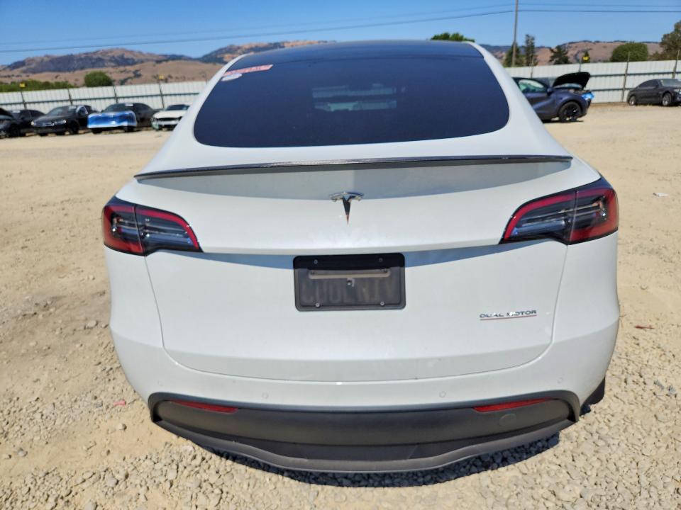 Photo 6 from auction – 2021 TESLA MODEL Y with VIN 5YJYGDEF8MF216527