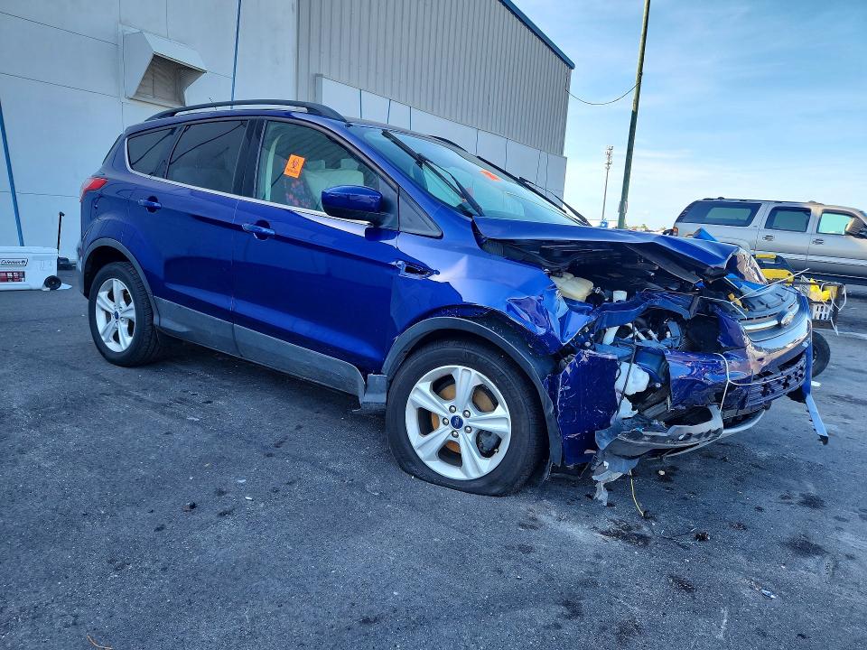 Photo 4 from auction – 2016 FORD ESCAPE with VIN 1FMCU0GX5GUC06126