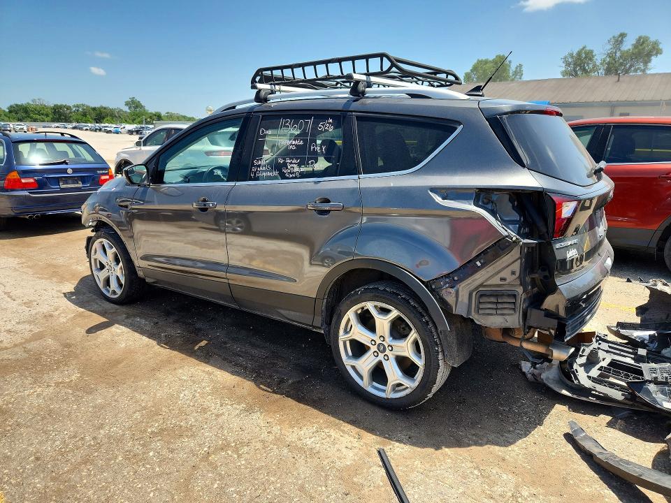 Photo 2 from auction – 2019 FORD ESCAPE with VIN 1FMCU9J90KUB11612